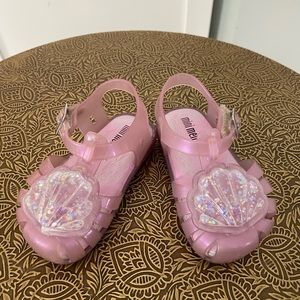 Mini Melissa Pink Shell Baby Shoes